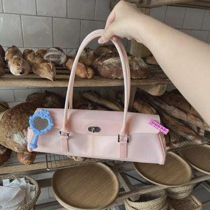 le.jelly baguette lifestyle – sculptural jelly baguette bag le.jelly